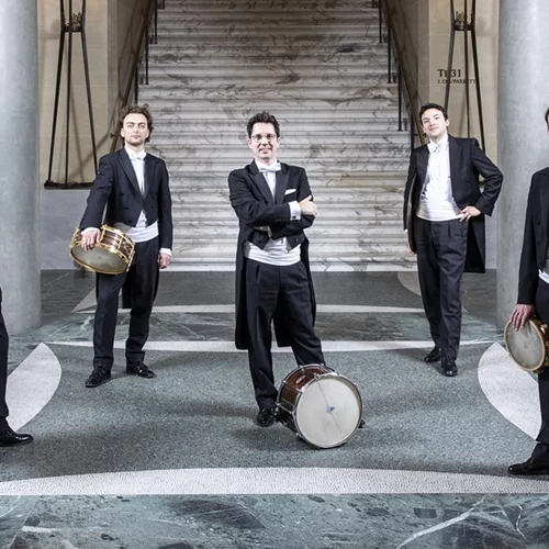 Η Λυρική στον ρυθμό των κρουστών