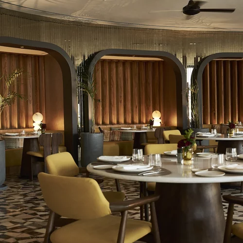 "Ora" για wine & dine στο "One&Only Aesthesis"