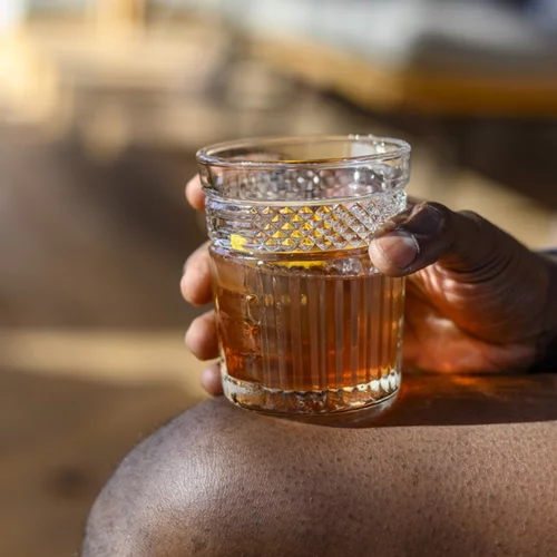 Old Fashioned αλλά με ρούμι γι αυτό το καλοκαίρι