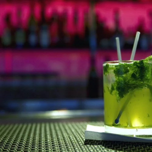 Γιορτάζοντας τον Rum Month σε 5 δημοφιλή μπαρ της Αθήνας