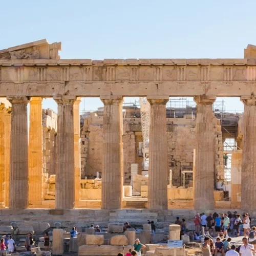 Κλειστή η Ακρόπολη για λίγες ώρες λόγω καύσωνα