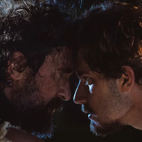 "Φιλοκτήτης": Τάσος Νούσιας, Μαρία Πρωτόπαππα, Γιώργος Αμούτζας στις αποκλειστικές πρώτες φωτογραφίες από την παράσταση