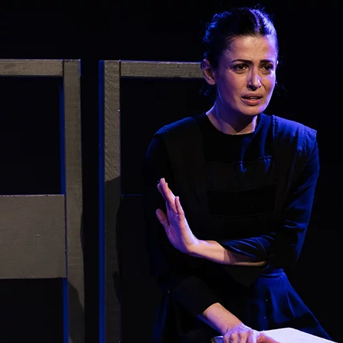 8 θεατρικές παραστάσεις επιστρέφουν