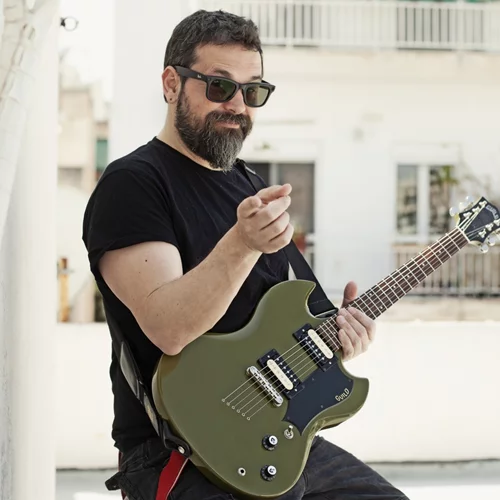 Ο Σπύρος Γραμμένος γιορτάζει (ξανά) τον Άγιο Βαλεντίνο