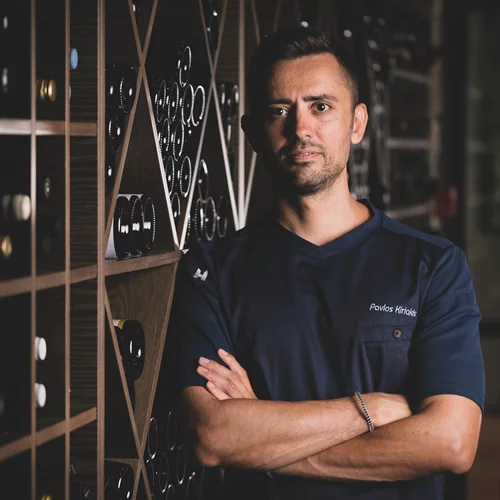 Ο Παύλος Κυριάκης είναι ο νέος executive chef στο 'Elaia' του 'Kapsaliana Village'