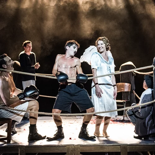 Ποιους τραγουδιστές θα δούμε στο θέατρο;