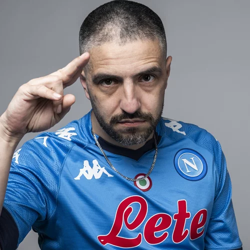 "Off the Hook":  ΛΕΞ, Λόγος Τιμής, Santa Salut και άλλοι στο φετινό line-up