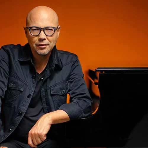 Ο βραβευμένος με Grammy John Beasley έρχεται για πρώτη φορά στην Ελλάδα