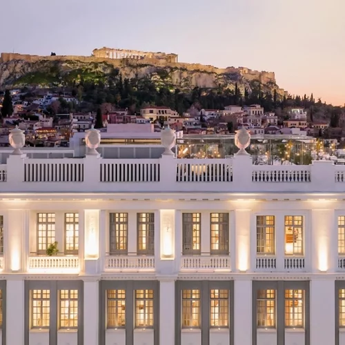 Το διατηρητέο Μέγαρο της Μητροπόλεως που έφτασε μέχρι τον οδηγό Michelin