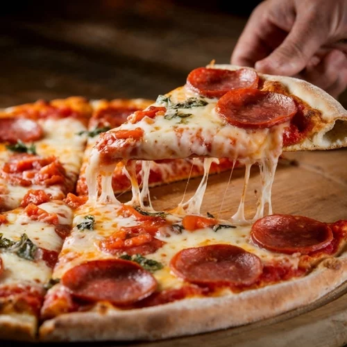 Πώς τρώει ο Έλληνας την πίτσα του;