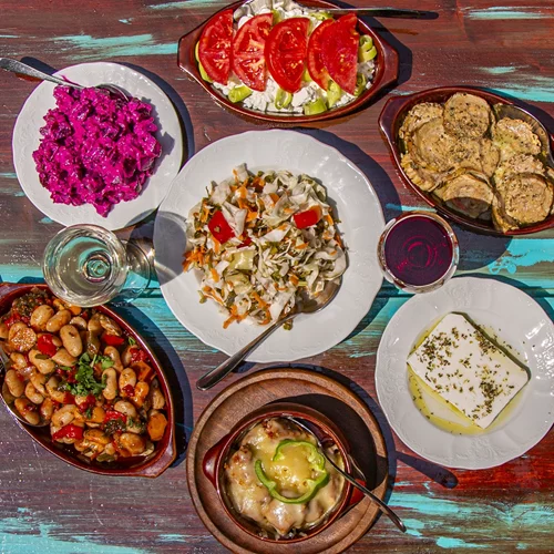 Στην Καλλιθέα για τους 'συνήθεις υπόπτους' των μεζέδων