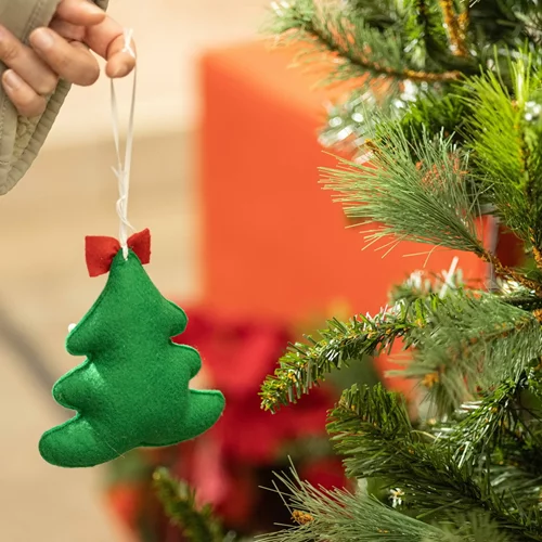 Μία μεγάλη Χριστουγεννιάτικη Αγορά στολίζει την πλατεία Κοτζιά