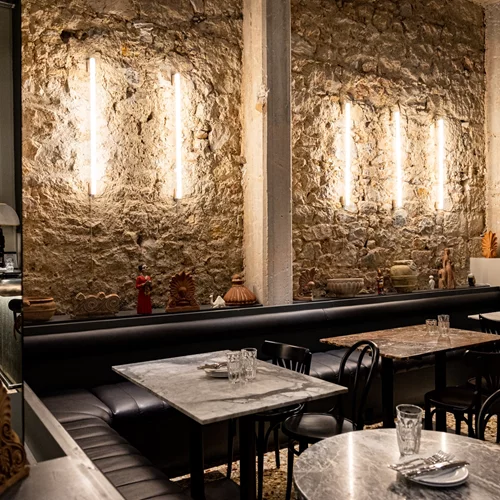 Το "Pharaoh" μαγειρεύει τη Μάνη