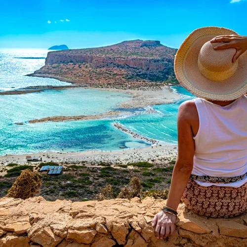 Αργίες 2025: Οι επόμενες εξόρμησεις και τα τριήμερα που έρχονται