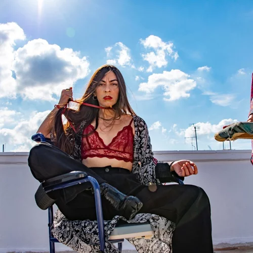 "Όλο σπίτι, κρεβάτι κι εκκλησία" στο θέατρο Δρόμος