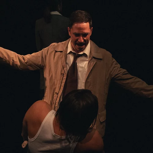 "Disorder": Δικαστικό δράμα ή κατασκοπικό θρίλερ είναι το έργο που ανεβαίνει στο Θέατρο Καλλιρρόης;