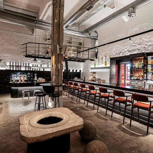 Τι παίζει στο "Line", έξι μήνες μετά