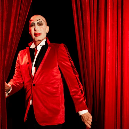 Τελευταίες παραστάσεις για το "Μεφίστο" στο Ίδρυμα Μιχάλης Κακογιάννης