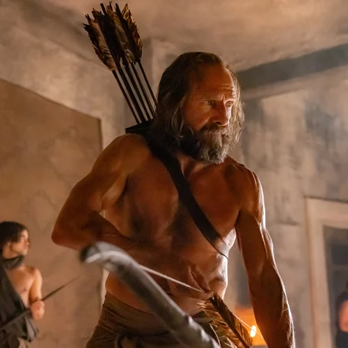 Ο Ρέιφ Φάινς είναι ένας action Οδυσσέας στο τρέιλερ της "Επιστροφής"