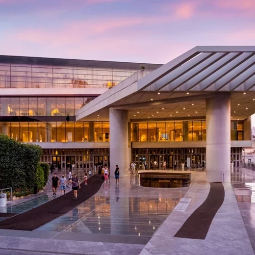 Δωρεάν ξεναγήσεις στην Αθήνα και τον Νοέμβριο