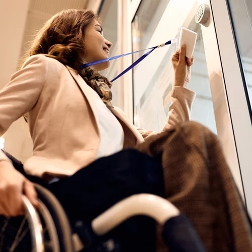 Ξεκίνησαν οι αιτήσεις για την έκδοση πλαστικής Κάρτας Αναπηρίας: Αυτές είναι οι παροχές