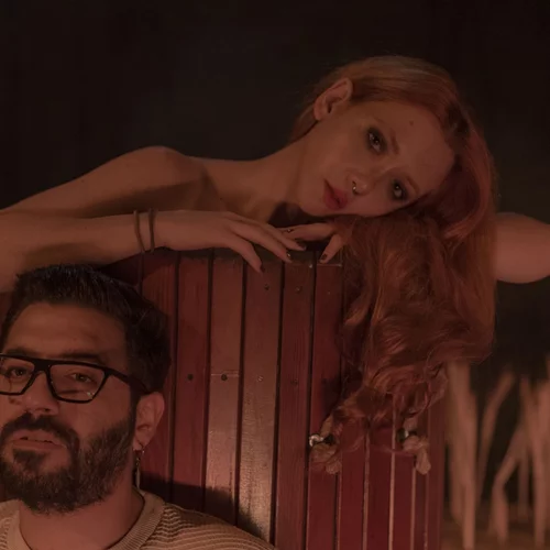 "Lacrimosa ή το Απέπρωτο": Ο Τριαρίδης επιστρέφει με μια σκοτεινή εξομολόγηση για την ενοχή και την επιθυμία