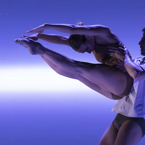 Φεστιβάλ Αθηνών: Δύο κορυφαίες παραστάσεις χορού σε Ηρώδειο & Πειραιώς 260