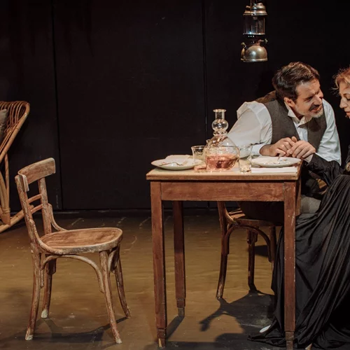 Νέες φωτογραφίες από το "Ανατολικά της Εδέμ"