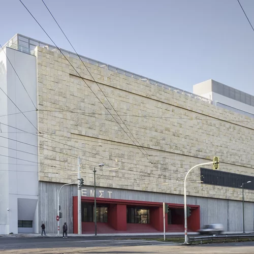 Το ΕΜΣΤ συμβάλλει ενεργά στην προώθηση Ελλήνων εικαστικών με μία νέα πρωτοβουλία