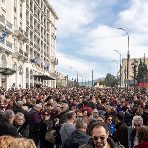 Τέμπη: Πανελλήνια Ομοσπονδία Θεάματος Ακροάματος & Σωματείο Ελλήνων Ηθοποιών συμμετέχουν στην γενική απεργία