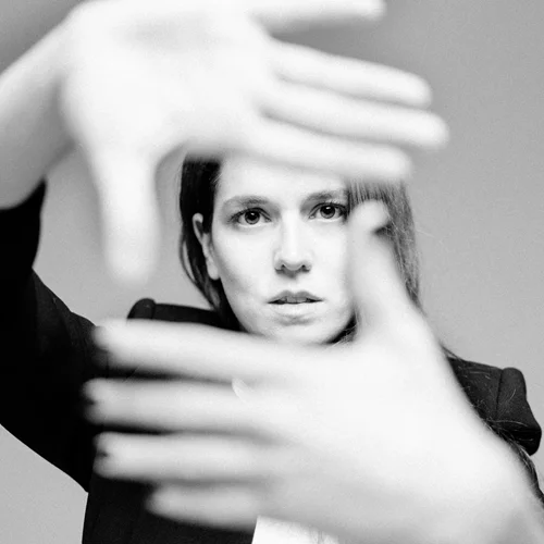 Μαρία Παπαφωτίου: Αυτό είναι το κορίτσι που υποδύεται την "Κυβέλη" σε νεαρή ηλικία στη σειρά "Φλόγα και Άνεμος"