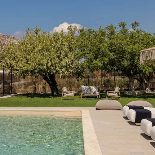 The Attican Villa & Estate στην Ανάβυσσο: Η νέα προσθήκη στα καταλύματα της Aria Hotels