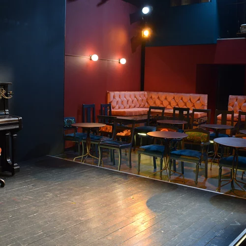 Δηλώστε συμμετοχή στο 3ο φεστιβάλ σύγχρονου καλλιτεχνικού καμπαρέ του Red Jasper