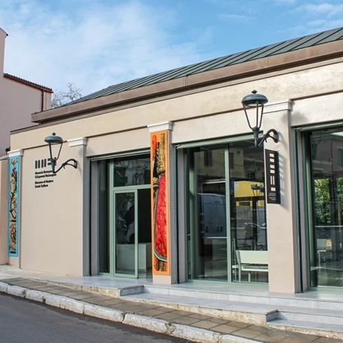 Ξεναγούμαστε σε μια γειτονιά του 19ου αι. στο Μουσείο Νεότερου Ελληνικού Πολιτισμού