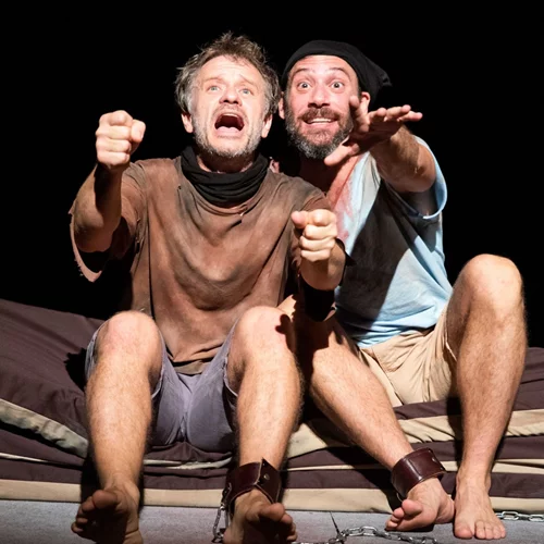 "Κάποιος να με προσέχει": Αντίνοος Αλμπάνης, Δημήτρης Μάριζας, Πήτερ Ραντλ στις πρώτες φωτογραφίες της παράστασης