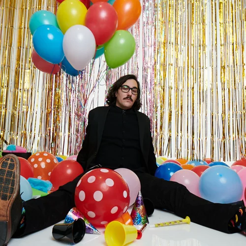 "Κωνσταντίνος Μπούρας-Μπαϊμάκος+Friends": Πέντε βραδιές κωμωδίας στο Γκάζι