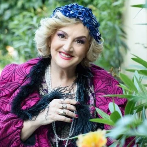 Η Υρώ Μανέ ξανασυναντά τη "Μητέρα του σκύλου"