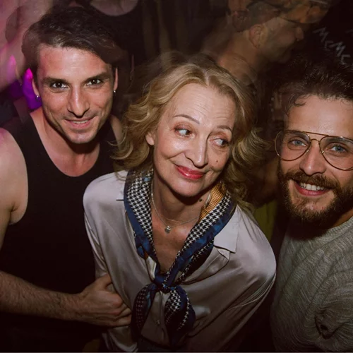 To "Blue train" του Γεράσιμου Ευαγγελάτου κάνει στάση στο Θέατρο Άλμα