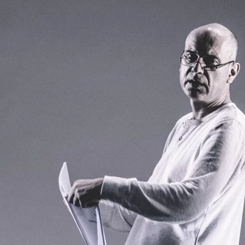 Τσέζαρις Γκραουζίνις: "Όταν το θέατρο προσπαθεί να μιλήσει για τα πράγματα, τα οποία συζητούνται στα ΜΜΕ, το αποτέλεσμα είναι πάντα ευτελές"