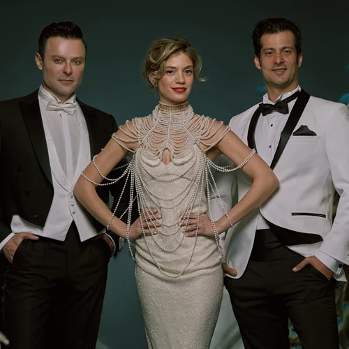 Ποια είναι τα "Παγώνια" που έρχονται στο Bios;