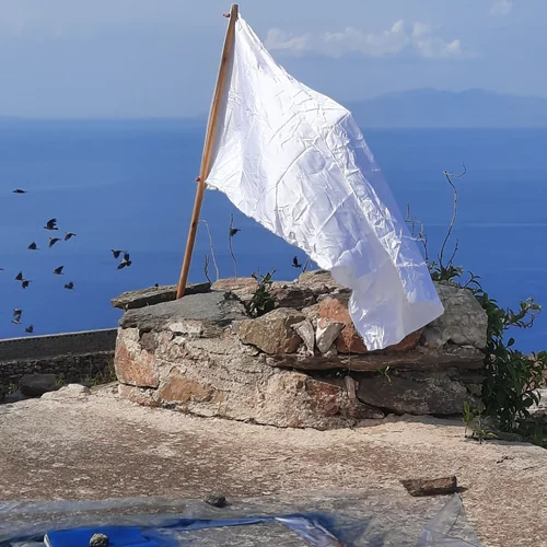 "Η λέξη για τον κόσμο είναι θάλασσα": Παρατηρώντας τη θάλασσα από μια κοινωνικοπολιτική σκοπιά