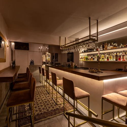 H Γωγώ που όλοι αγαπούν και το 'Υογό tasty bar'