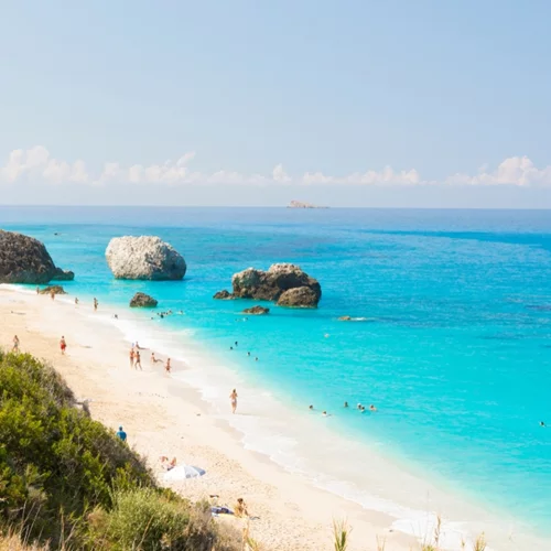 Η Λευκάδα είναι οι παραλίες της