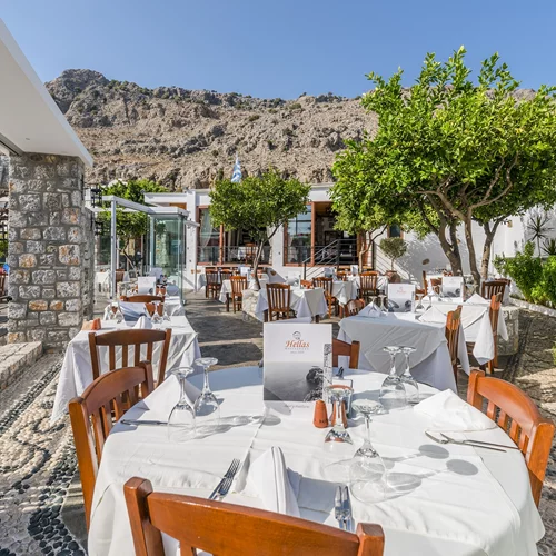 Ένα εστιατορικό διαμάντι της Ρόδου σερβίρει για ένα βράδυ στην Αθήνα