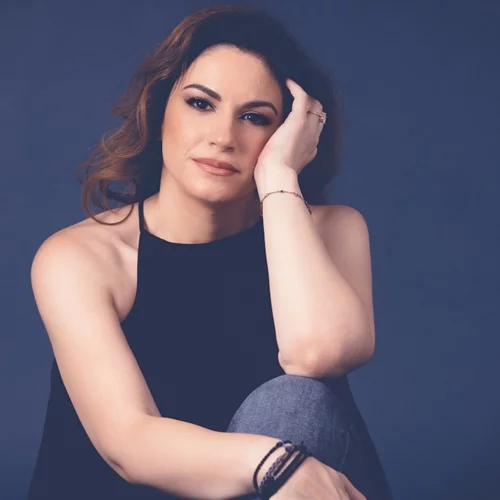 Η Νικολέττα Φιλιππάκη σε μια μελωδική συναυλία στο Major Seven