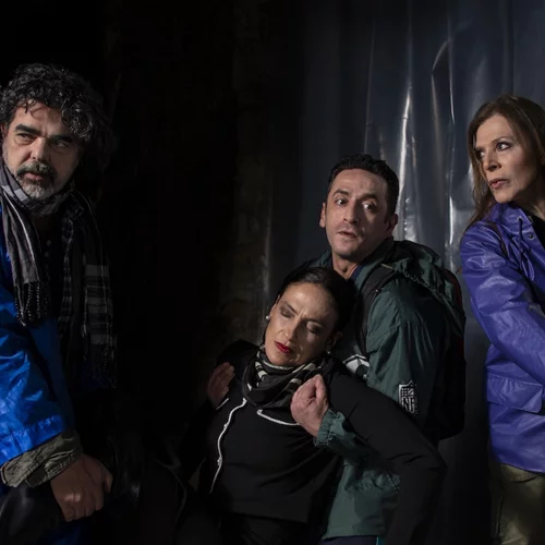 "New order": Συνεχίζεται και το Μάιο η παράσταση του Δημήτρη Καρατζιά στο Εν Αθήναις