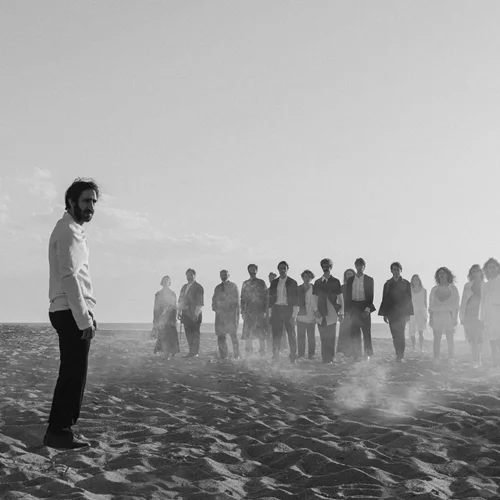 Επίδαυρος: Πρώτες φωτογραφίες από την παράσταση του Μιχαήλ Μαρμαρινού "ζ – η – θ, Ο ξένος"