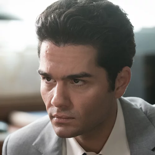 Πήγαμε στα γυρίσματα του Υπάρχω, της βιογραφίας του Στέλιου Καζαντζίδη και πιο αναμενόμενης ελληνικής ταινίας της χρονιάς