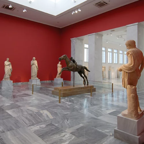 Πανσέληνος με νυχτερινές περιπλανήσεις στο Εθνικό Αρχαιολογικό Μουσείο