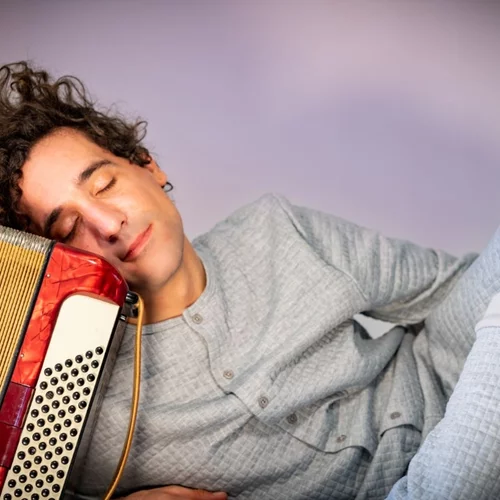 Η πρωτότυπη βρεφική παράσταση "ΝτοΝτό!" επιστρέφει στο Δημοτικό Θέατρο Πειραιά